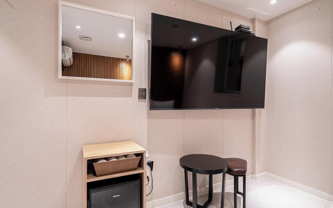 high spec pc room | Wi-Fi gratis