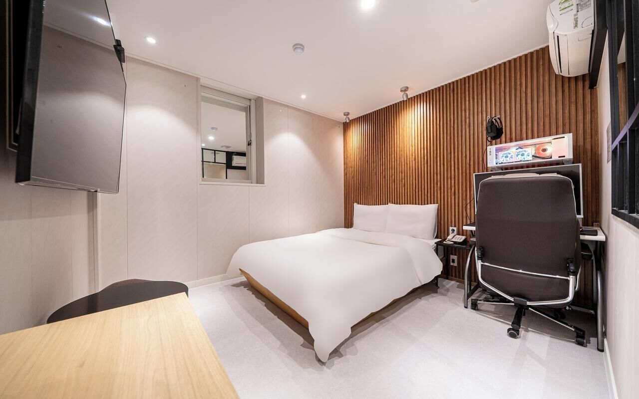 high spec pc room | Free WiFi