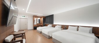 BROWN DOT HOTEL WANJU BONGDONG