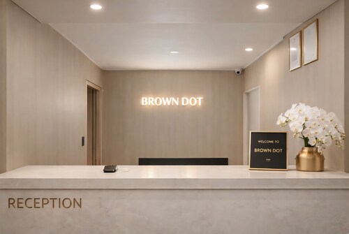 BROWN DOT HOTEL WANJU BONGDONG