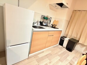 Family Villa, 3 Bedrooms, Private Bathroom | Private kitchen - Nagara no Yado (Osaka)