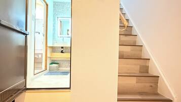 ファミリー ヴィラ 3 ベッドルーム 専用バスルーム | 内装