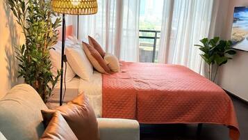 Apartamento City | Decoración individual, wifi gratis, ropa de cama