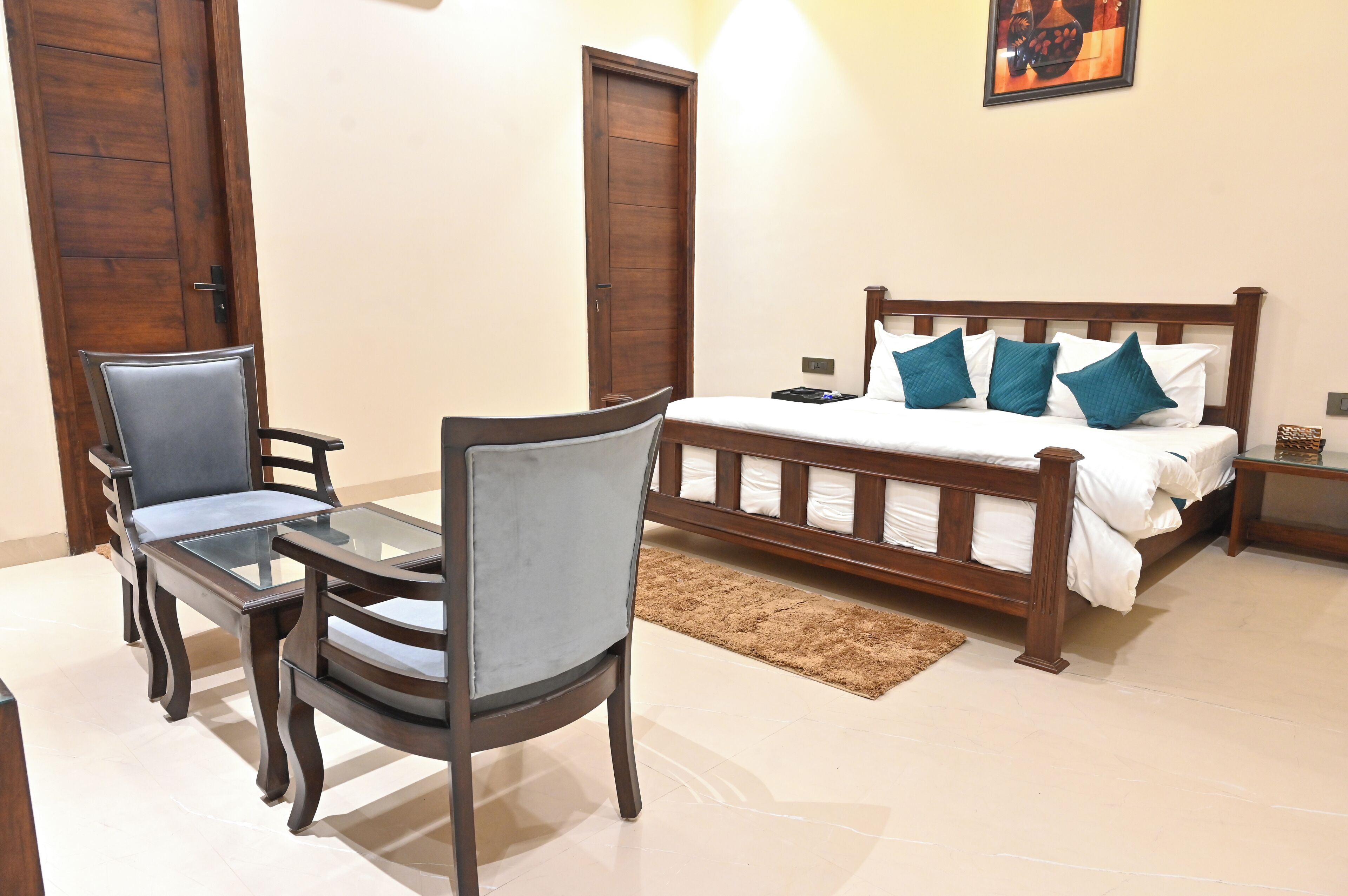 Deluxe-Doppelzimmer, Balkon | Schreibtisch, laptopgeeigneter Arbeitsplatz