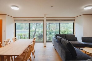 Interior - Haku (Miyazu)