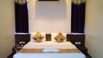 Roupas de cama antialérgicas, escrivaninha, quartos à prova de som