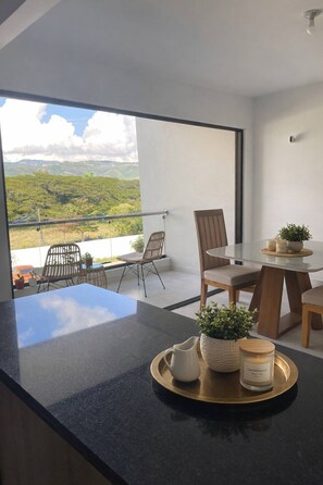 Appartement, 3 chambres, fumeur, balcon | Balcon