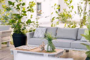 Appartement, 3 chambres, fumeur, balcon | Salle de séjour