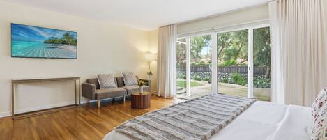 Ferros/tábuas de passar roupa, berço de viagem, Wi-Fi de cortesia