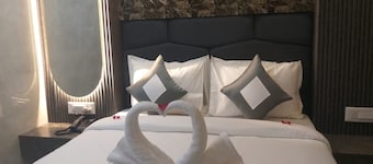 Hotel Shashi Grand Jamui