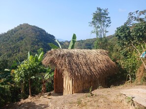 Ullakkohuoneisto, 1 makuuhuone, tupakointi sallittu, parveke | Sekalaista