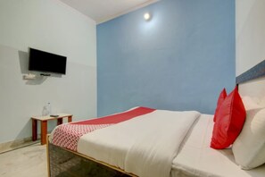 Double Room, City View | Desk, free WiFi - Hotel Moonlight meerut (Meerut)