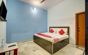 Desk, free WiFi - Hotel Moonlight meerut (Meerut)