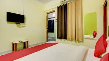 Superior-Doppelzimmer, Stadtblick | Schreibtisch, kostenloses WLAN