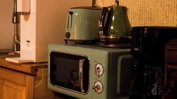 Family Suite, Balcony, Mountain View | Interior