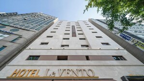 A hotel building with the name "HOTEL Le VENTO" prominently displayed on the facade. - Gwangmyeong Hotel Levento (Gwangmyeong)