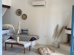 2 bedrooms, iron/ironing board, WiFi, bed sheets - Front of the sea Apartment in myrties beach (Mirties)