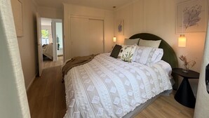 2 soverom, strykejern/-brett, wi-fi og sengetøy