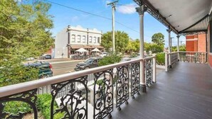 Unclassified image, 4 of 30, button - Queen on Charles 4BR Large Luxury Home (Launceston)