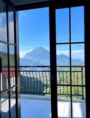 Interior - Lovia Villa Dieng (Kejajar)
