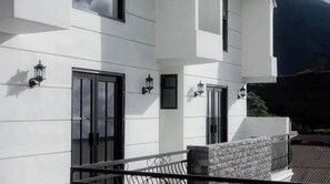 Front of property - Lovia Villa Dieng (Kejajar)