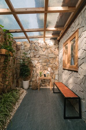 Courtyard - TV Palm Ecolodge Ha Giang (Ha Giang)