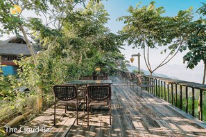 Bar (on property) - TV Palm Ecolodge Ha Giang (Ha Giang)