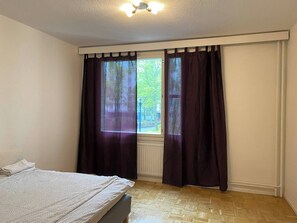 3 Schlafzimmer, Bügeleisen/Bügelbrett, Internetzugang, Rollstuhlgeeignet