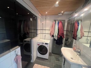 Ducha y secador de pelo