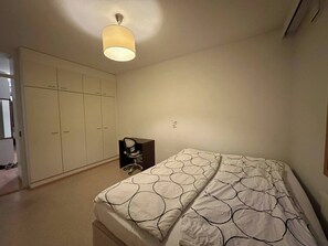 2 Schlafzimmer, Bügeleisen/Bügelbrett, Internetzugang, Bettwäsche
