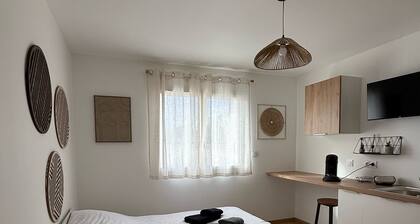 Studio moderne climatisé – 20 min Bordeaux