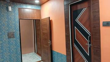 Quarto quádruplo | Camas extras/dobráveis (sobretaxa), Wi-Fi de cortesia, roupa de cama