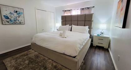 Spacious 3BR & 2BA Apartment 5 Mins to LACMA & Academy Museum of Motion Pictures