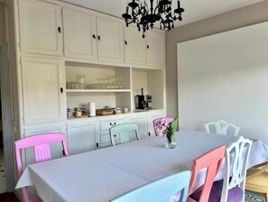 Dining - Garoa, Spacious and bright apartment (Zelaia)