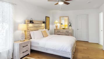 5 chambres, fer et planche à repasser, Wi-Fi, draps fournis
