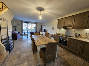 Interior - Charming house in a quiet location - 40 minutes from the beach (Saint-Laurent-de-la-Cabrerisse)
