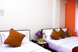 Deluxe-værelse med dobbeltseng eller 2 enkeltsenge | Gratis Wi-Fi