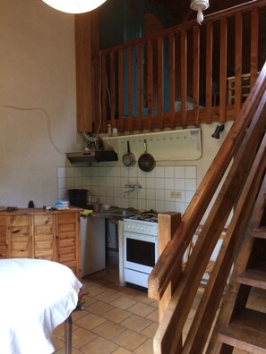 Interior - In the heart of nature (Rochefort-en-Terre)