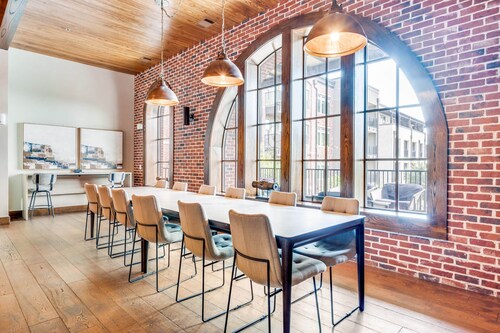 The City Nest - Near Dallas & DFW Airport