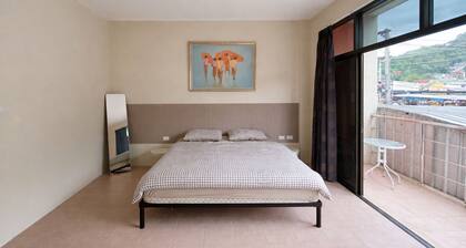 Cozy 1-bedroom apartment in beautiful Tambon Karon with AC Zen 2