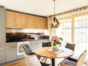 Comfort Apartment | Private kitchen | Fridge, oven, stovetop, dishwasher - Huus123 (Au)