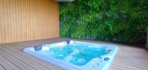 Tina de hidromasaje interior