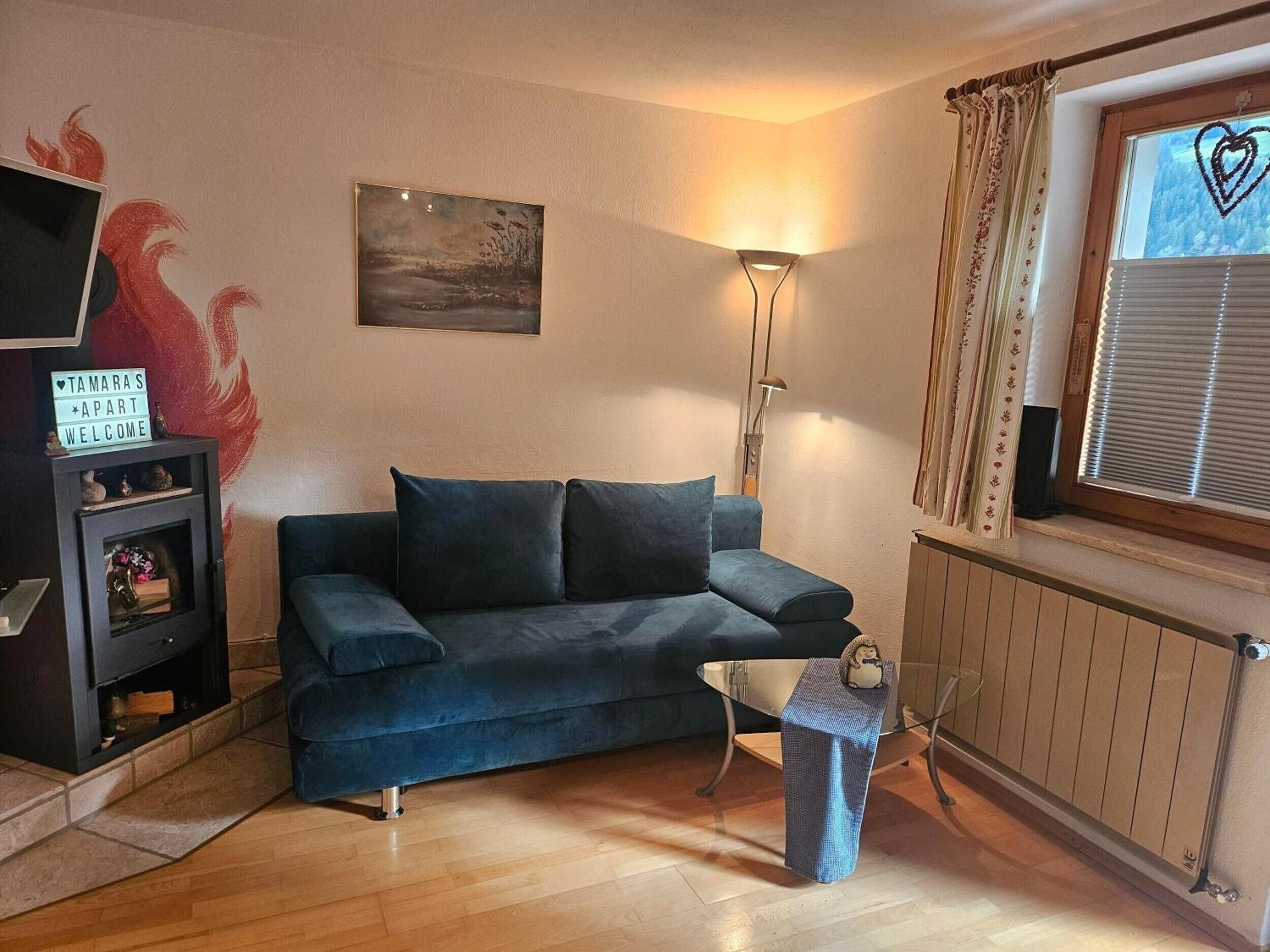 Fernseher, Stereoanlage