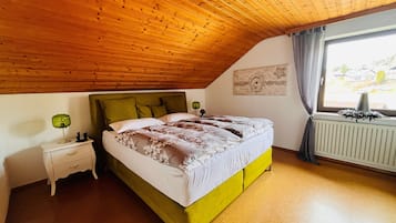 2 間睡房、熨斗/熨衫板、Wi-Fi、床單