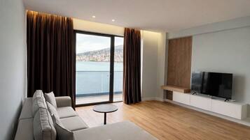 Suite, Balkon | Bügeleisen/Bügelbrett, Bettwäsche