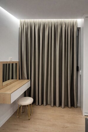 Suite, Meerblick | Bügeleisen/Bügelbrett, Bettwäsche