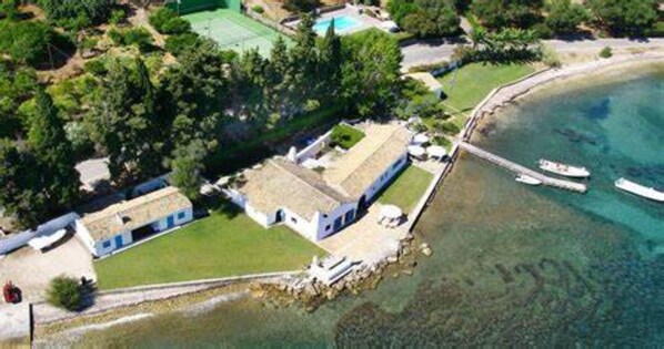 Loft, 1 Bedroom, Smoking, Garden View | View from property