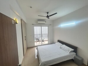 3 chambres, fer et planche à repasser, accès Internet, draps fournis