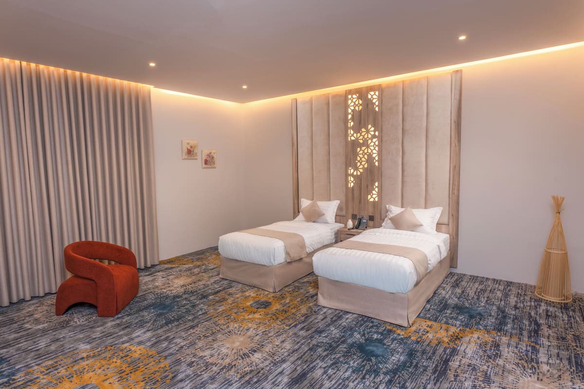 Superior Room | Egyptian cotton sheets, premium bedding, pillow-top beds, in-room safe