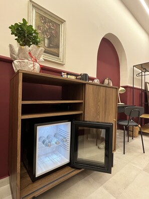 Deluxe Triple Room, City View | Interior - Palermo City Garden Lux Suites (Palermo)